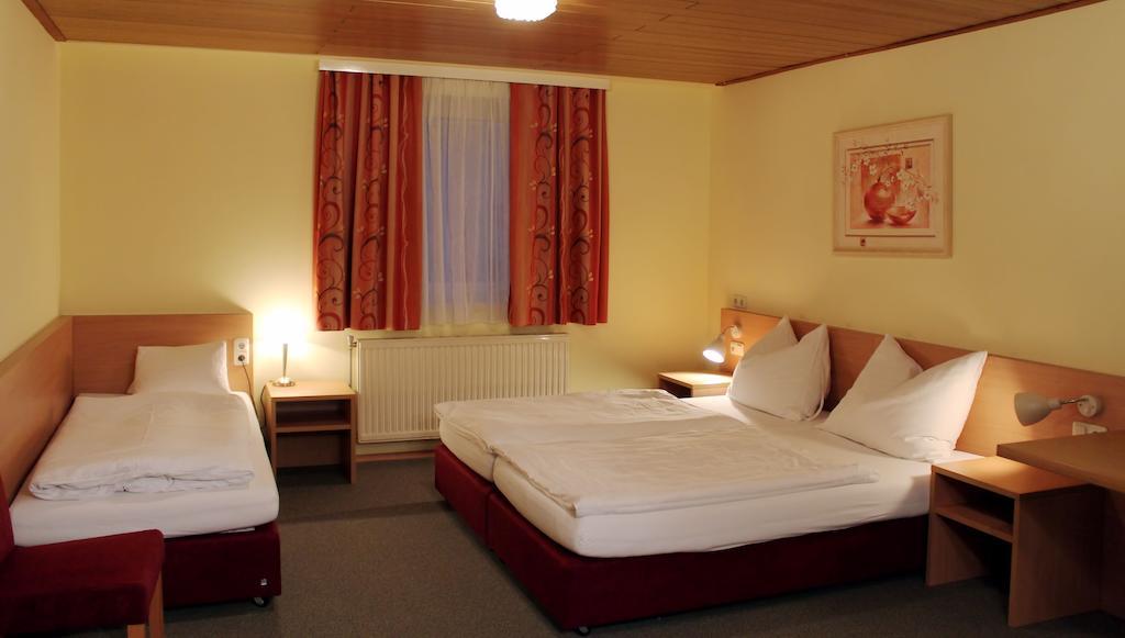Hotel Denk Bed & Breakfast フォルヒドルフ 部屋 写真
